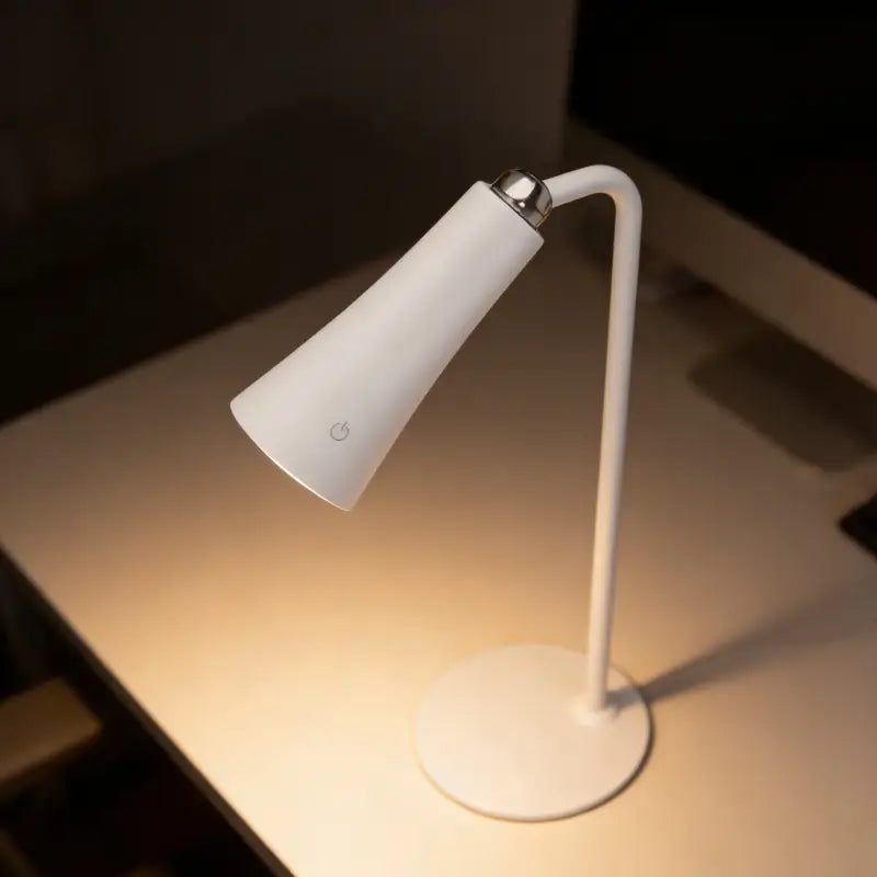 Luminária de Mesa 4 em 1 Led Ajustável 360° - Casas Gael