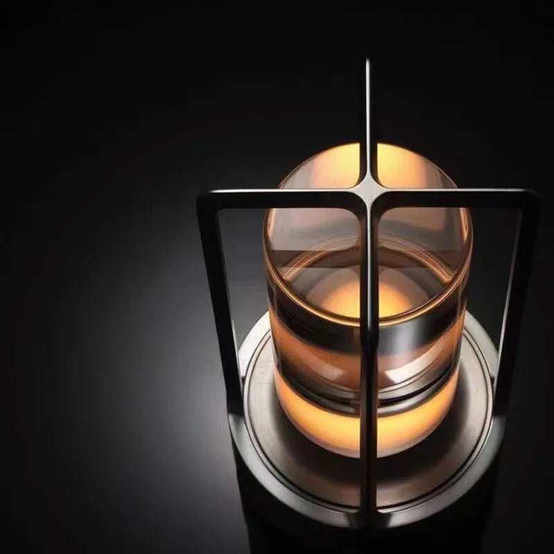 Luminária de Mesa Decorativa em Metal LED Dimerizável - Casas Gael