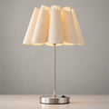 Luminária de Mesa com Cúpula Pétala Tecido e Interruptor - Casas Gael